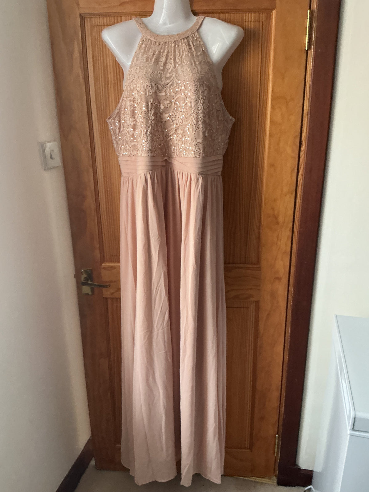 Women’s Halter Neck Maxi Dress Lace & Sequin – Champagne XXL