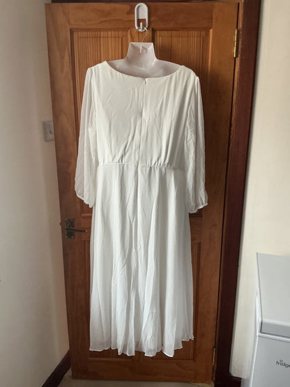 Ever-Pretty Women's V-Neck Pleated A-Line Bridesmaid Dress – White UK24