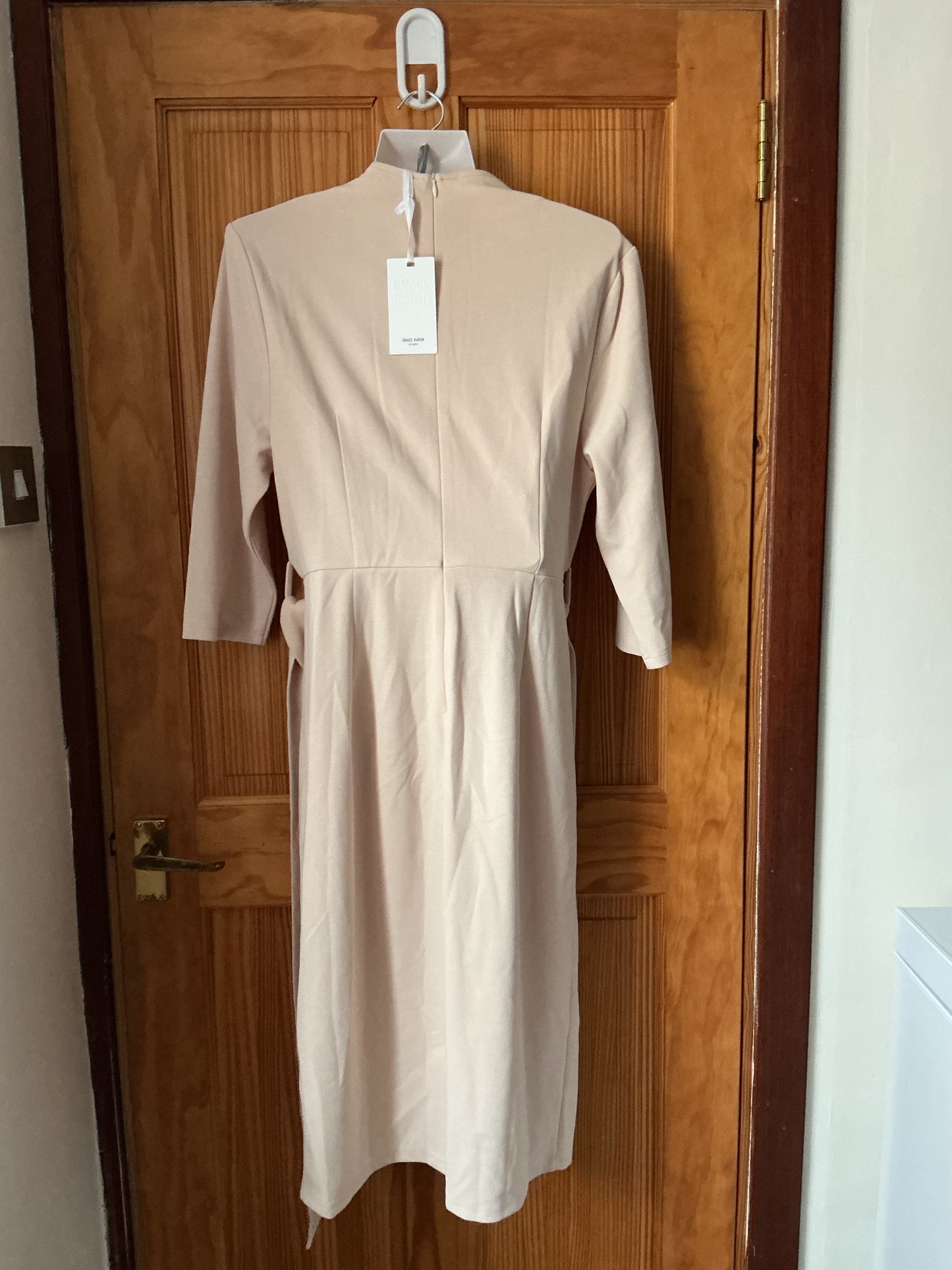 3/4-Sleeve Bodycon Cocktail Dress Belted Pockets Elegant Wedding Guest – Beige L