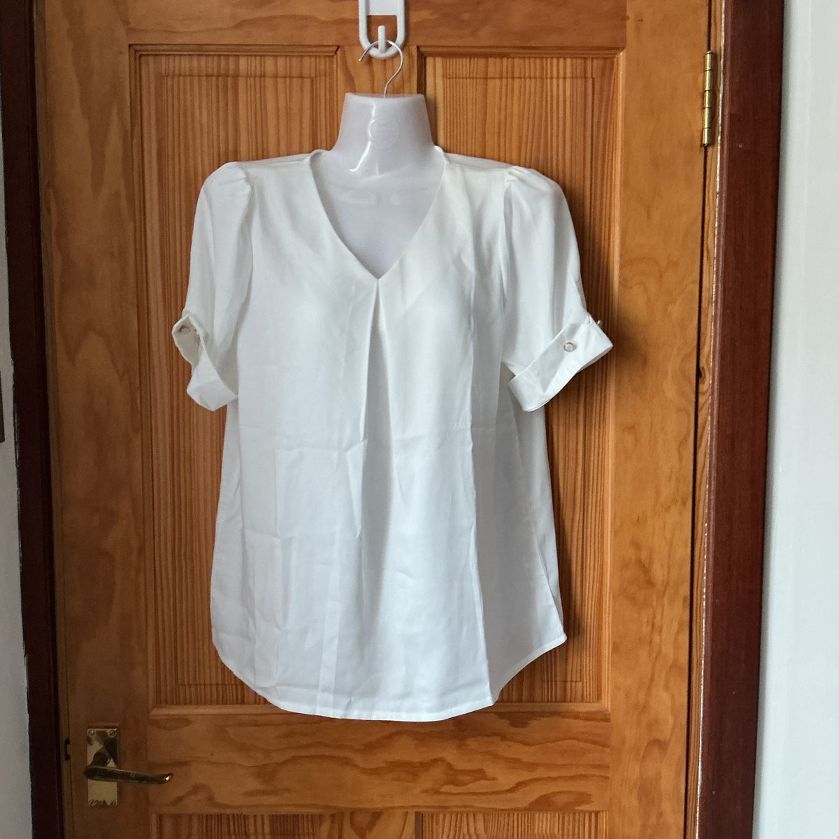 Allegra K Women's Satin Blouse V-Neck Short Sleeve Dressy Work Shirt – White M