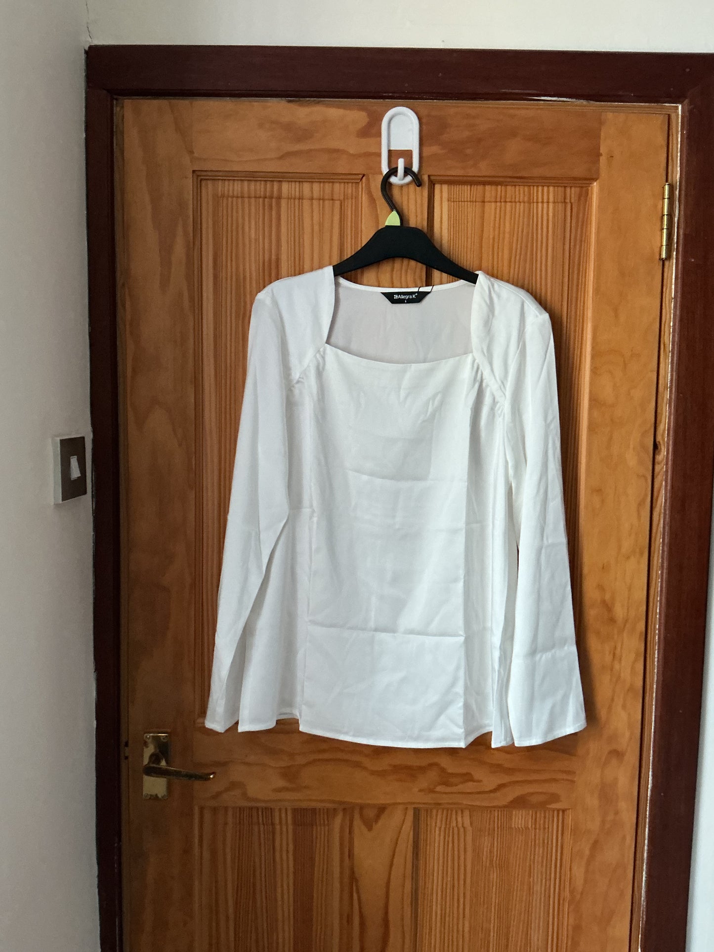 Women's Square Neck Top Casual Solid Long Sleeve Satin Blouse – White S