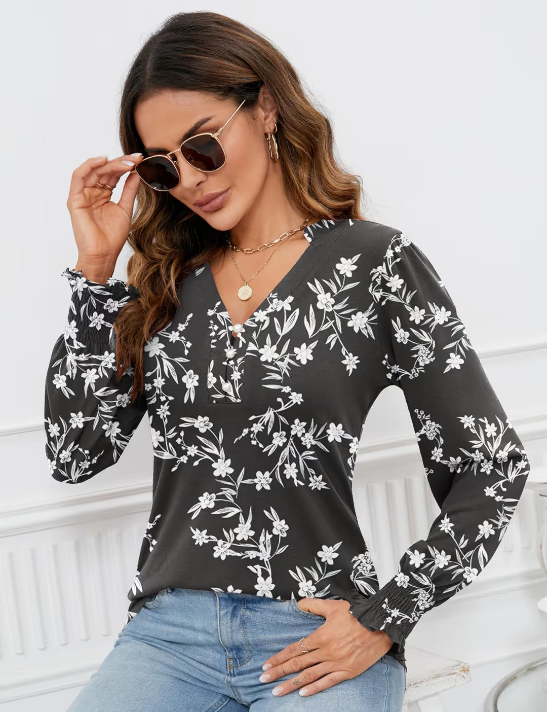 V Neck Button Down Tunic Blouse Women's Size Medium Black Floral Long Sleeve