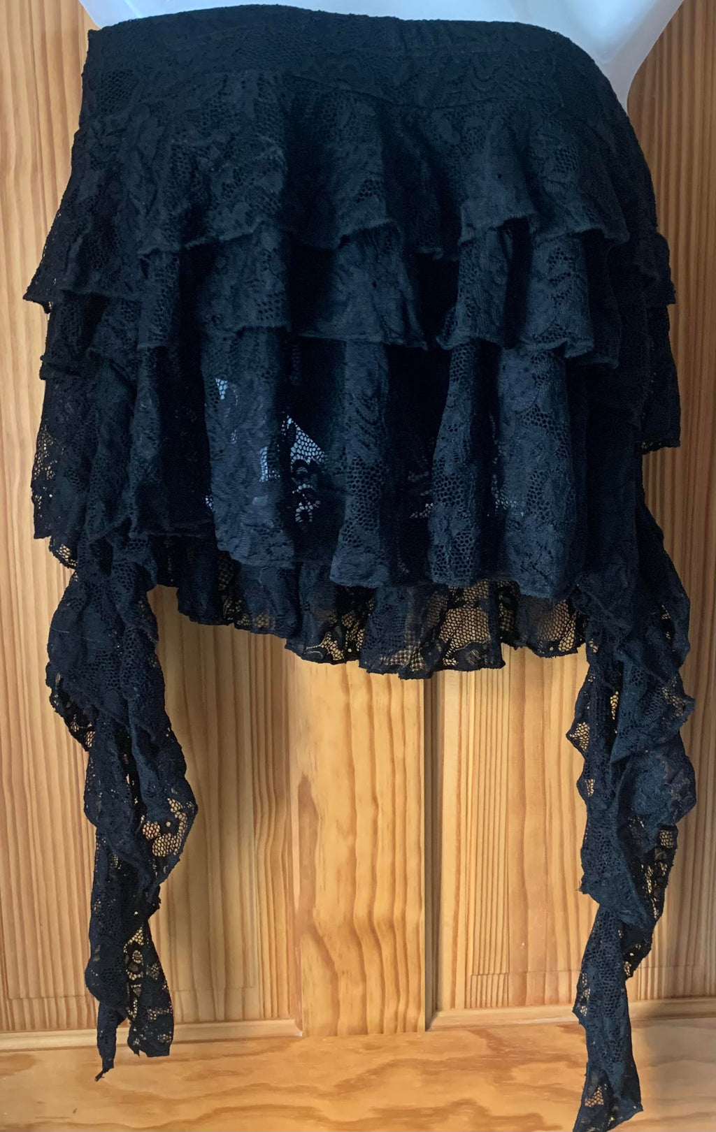 GORGLITTER Women's Lace Tiered Ruffle Mini Skirt – Black Large